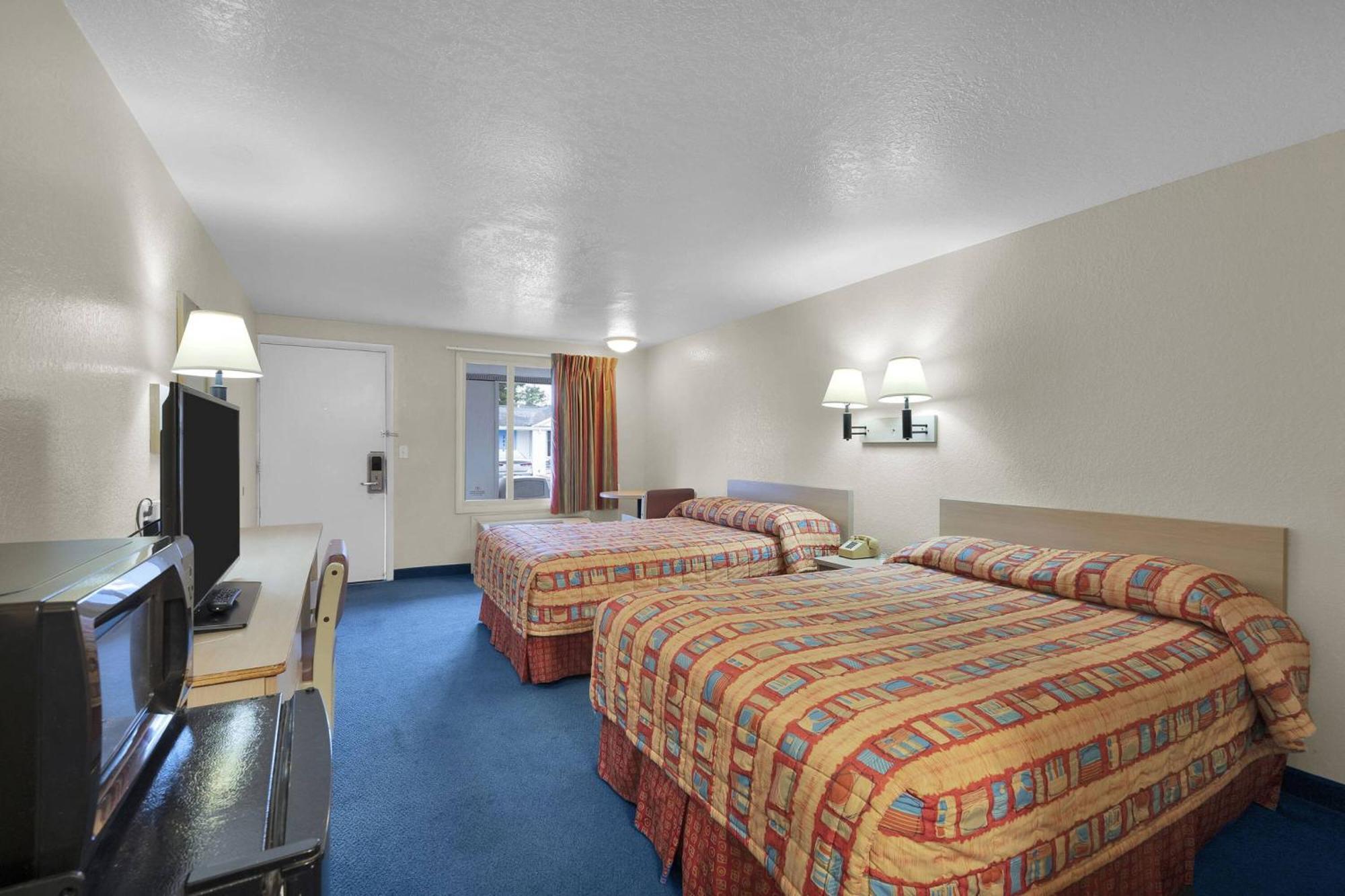 Knights Inn Jacksonville At Dix Ellis Trail Esterno foto